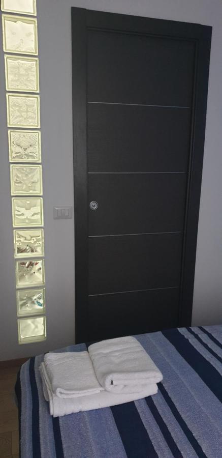 Monteceneri 9 B&B 罗镇 外观 照片
